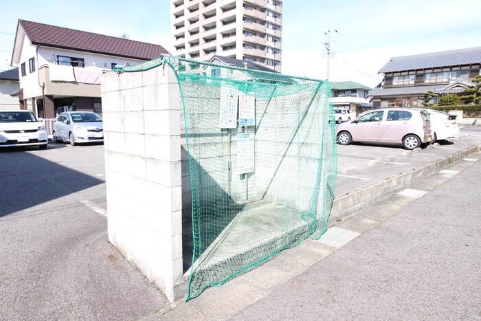 物件外観写真6　(建物設備)