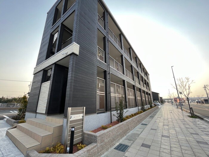 物件外観写真4　(外観写真)