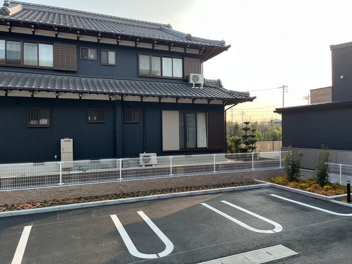 物件内観写真12　(室内からの展望)