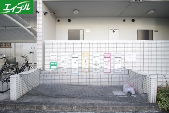 物件外観写真4　(建物設備)