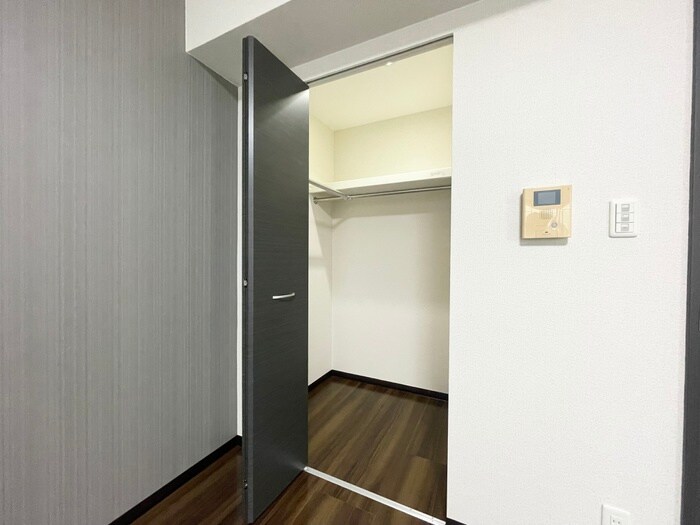 物件内観写真10　(収納)