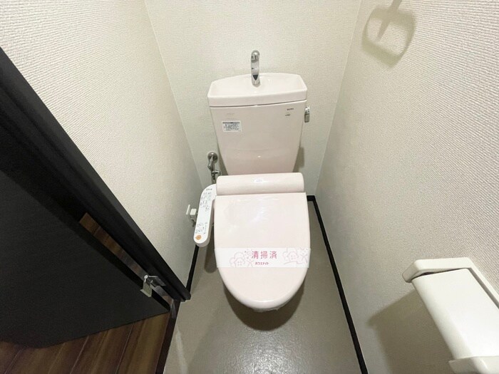 物件内観写真12　(トイレ)