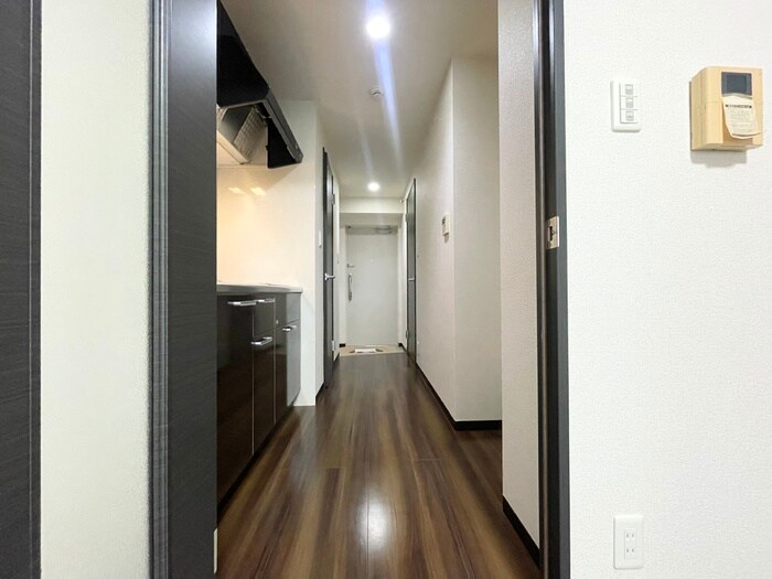 物件内観写真19　(廊下)