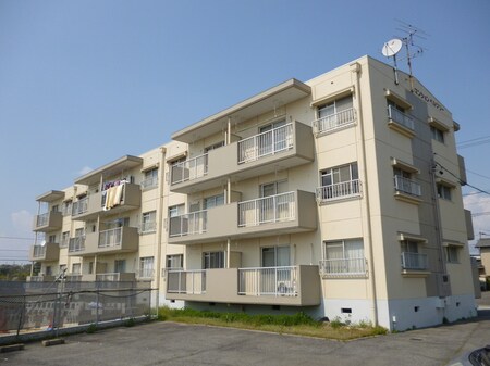 マンション　ベルツリ－外観写真