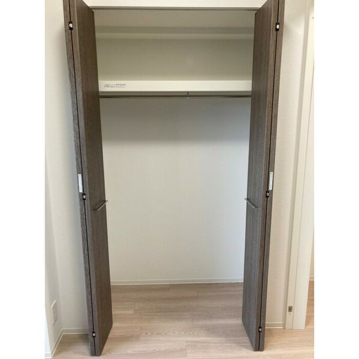 物件内観写真10　(収納)