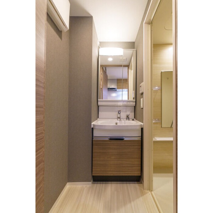 物件内観写真12　(洗面)