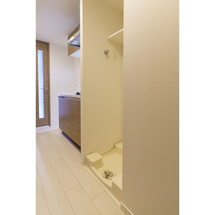 物件内観写真17　(洗濯機置場)