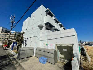 ド－ム高峯外観写真