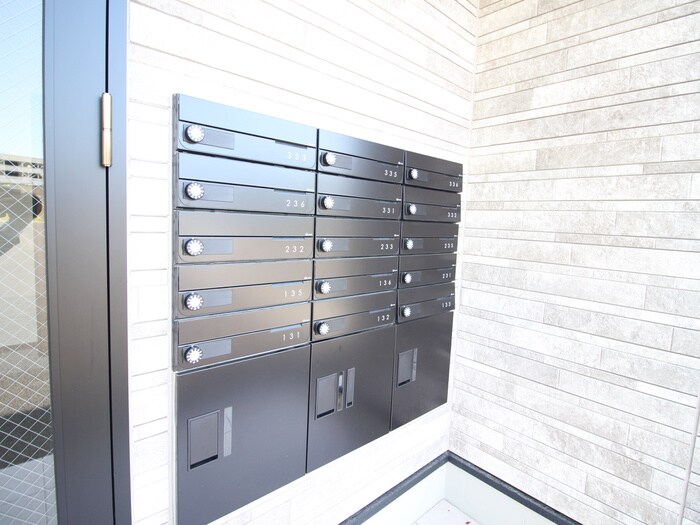 物件外観写真4　(建物設備)