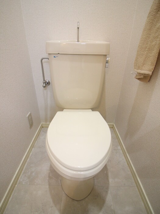 物件内観写真14　(トイレ)