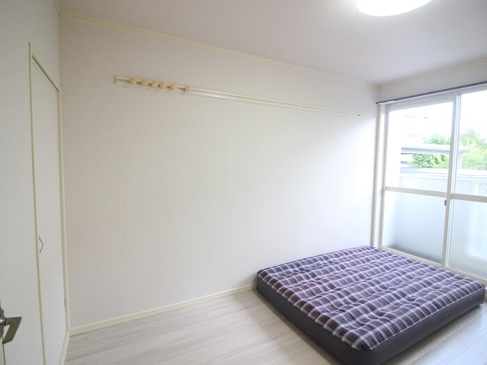 物件内観写真17　(居室)