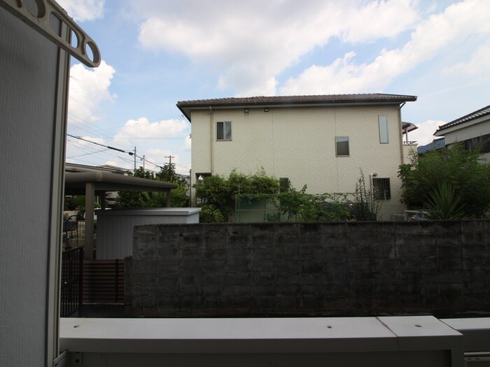 物件内観写真22　(室内からの展望)