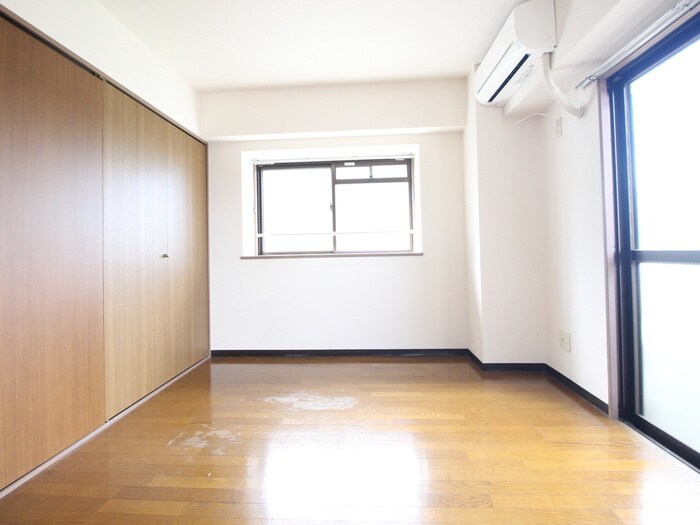 物件内観写真14　(居室)