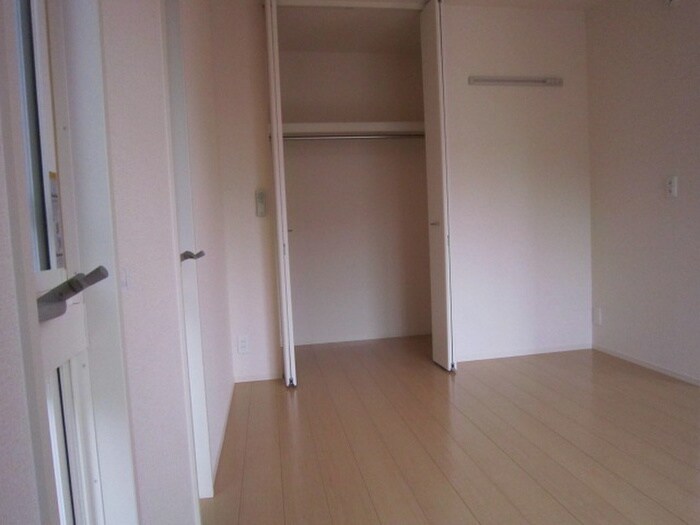 物件内観写真9　(収納)