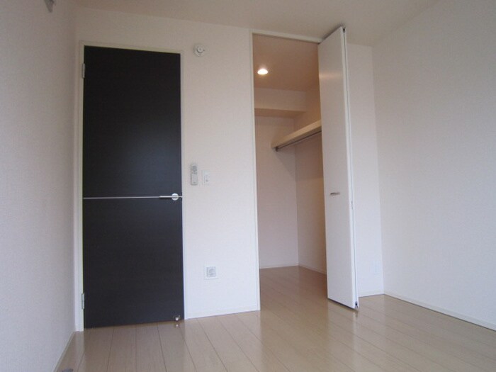 物件内観写真11　(居室)