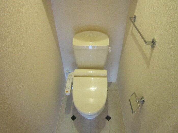 物件内観写真17　(トイレ)