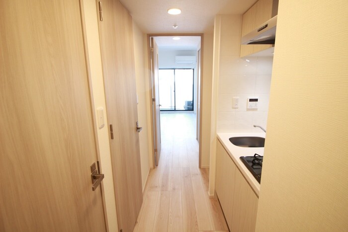 物件内観写真17　(廊下)