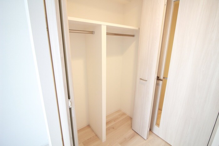 物件内観写真18　(収納)