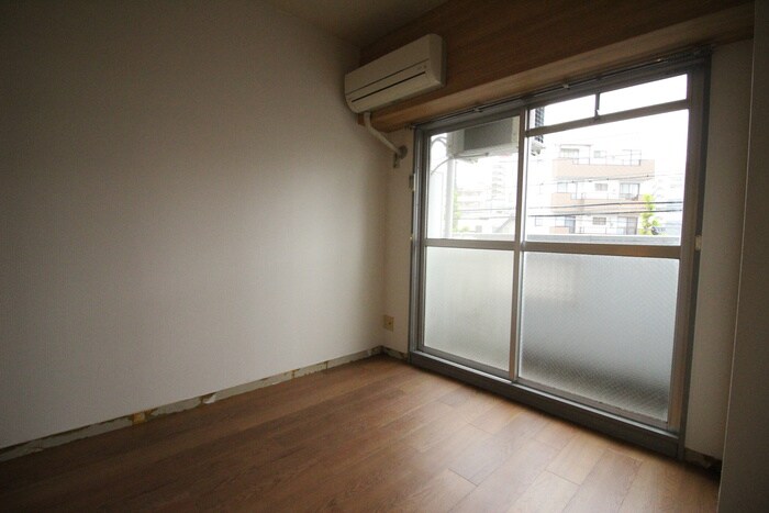 物件内観写真11　(居室)