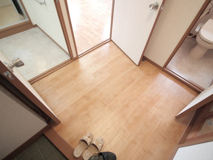 物件内観写真20　(廊下)