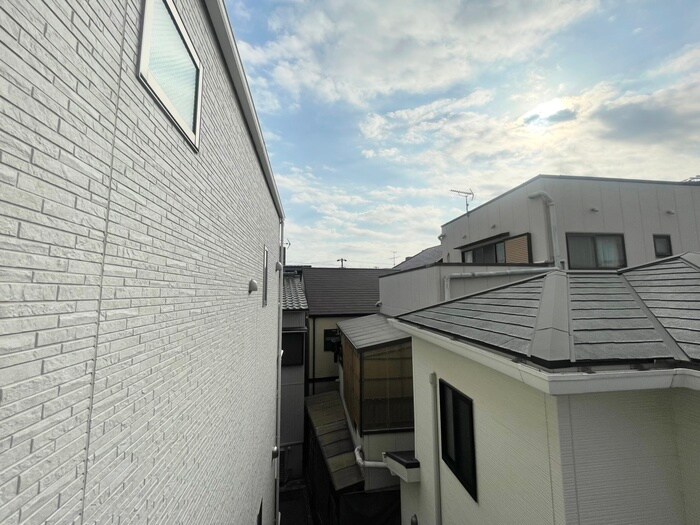 物件内観写真15　(室内からの展望)