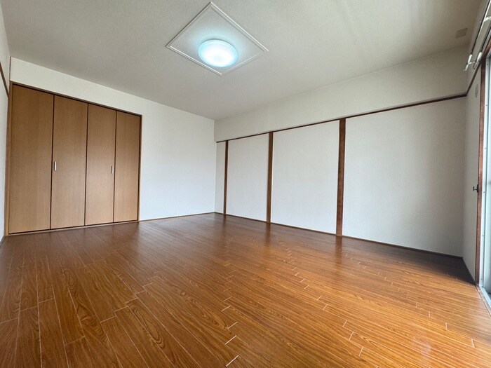 物件内観写真19　(居室)