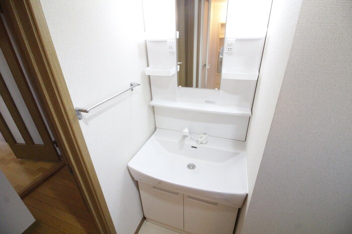 物件内観写真12　(洗面)