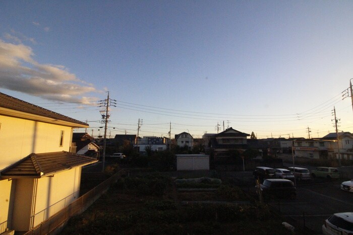 物件内観写真18　(室内からの展望)