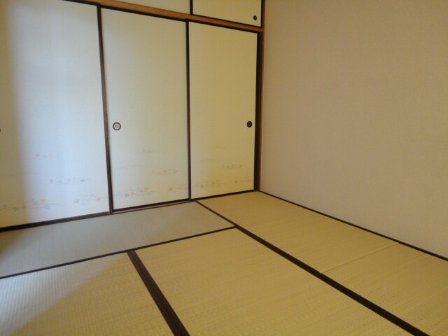 物件内観写真11　(居室)