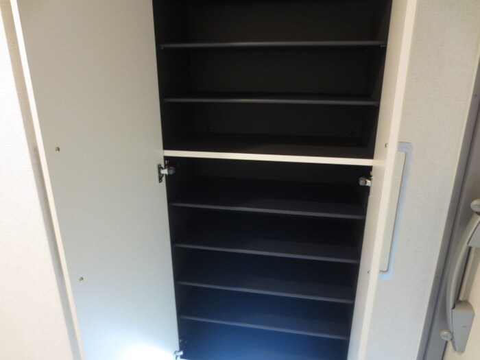 物件内観写真14　(靴箱)