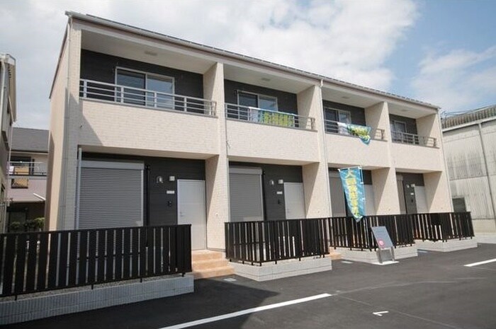 物件外観写真1　(外観写真)