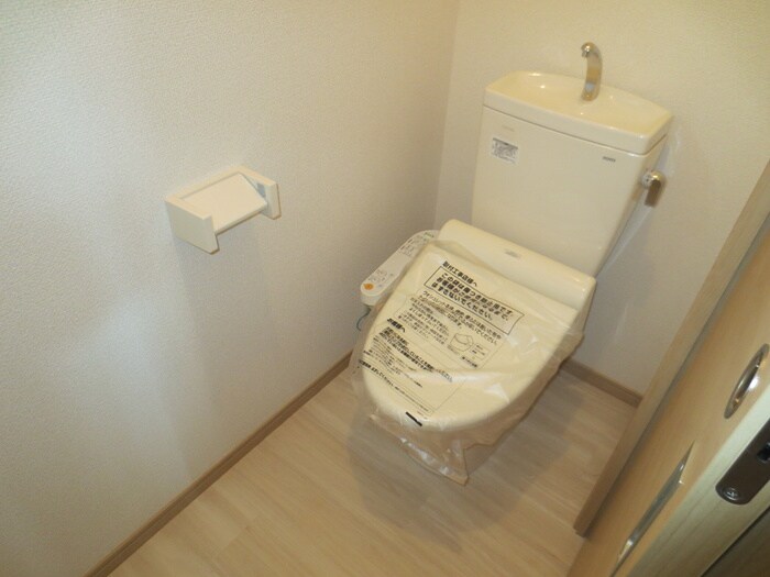 物件内観写真7　(トイレ)