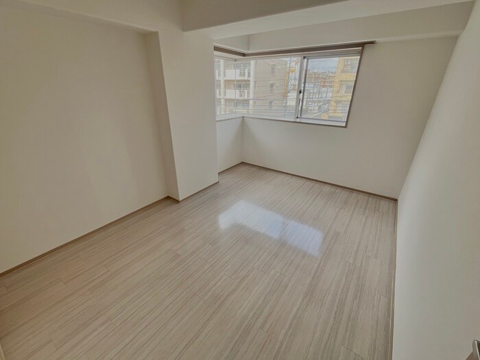 物件内観写真16　(居室)