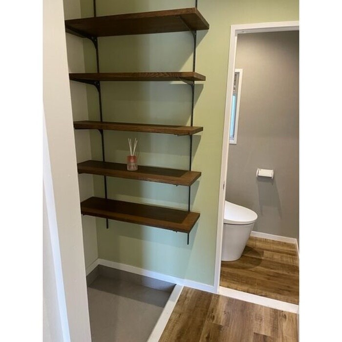 物件内観写真2　(靴箱)