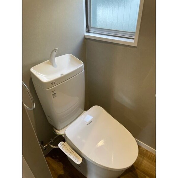 物件内観写真9　(トイレ)