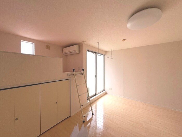 物件内観写真6　(居室)