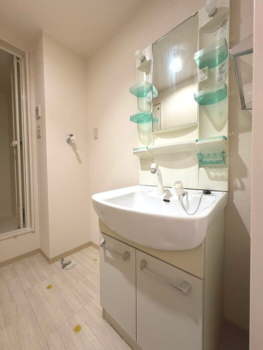 物件内観写真11　(洗面)