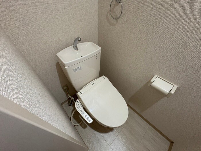 物件内観写真13　(トイレ)