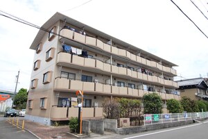 ファミ－ルメゾン河村外観写真
