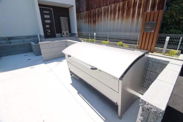 物件外観写真6　(建物設備)