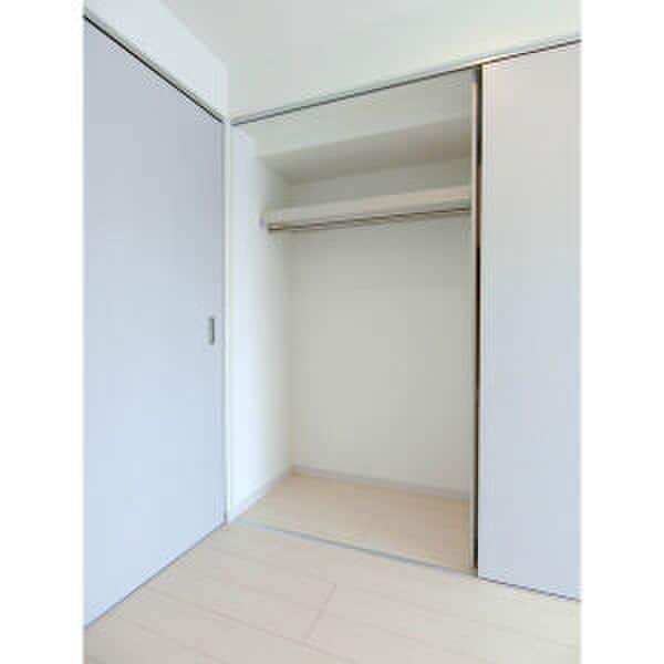 物件内観写真13　(収納)