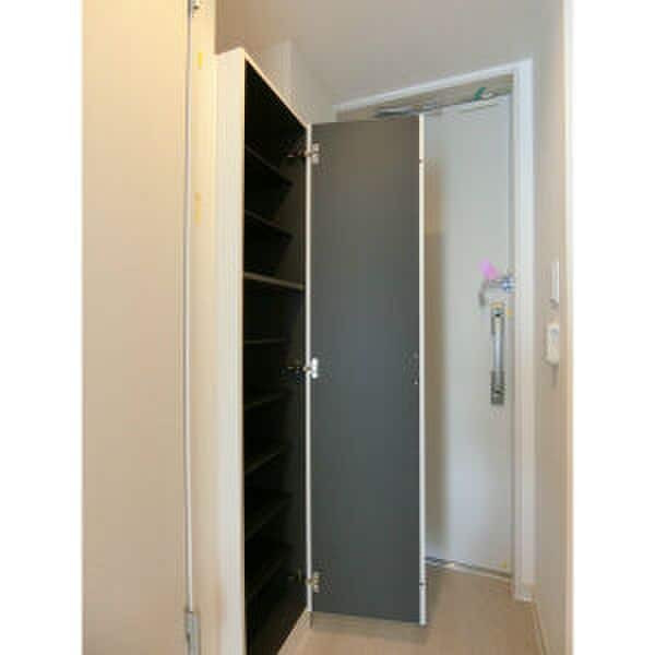 物件内観写真15　(靴箱)