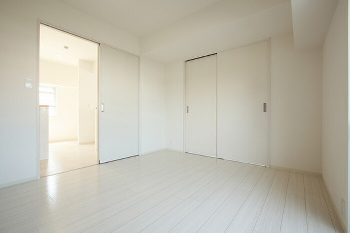 物件内観写真8　(居室)