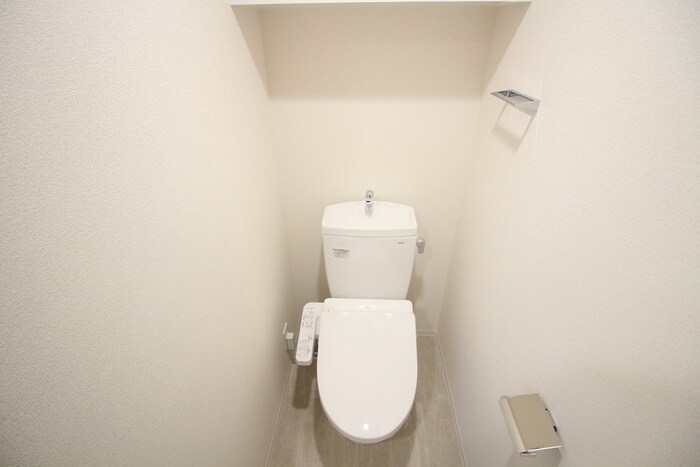 物件内観写真14　(トイレ)