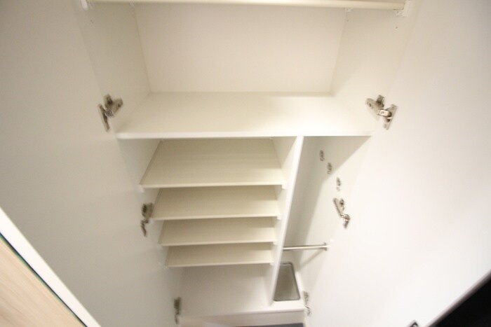 物件内観写真18　(靴箱)