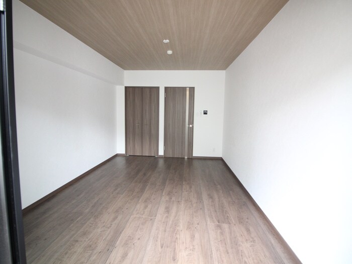 物件内観写真4　(居室)