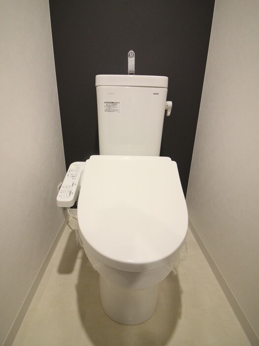 物件内観写真9　(トイレ)