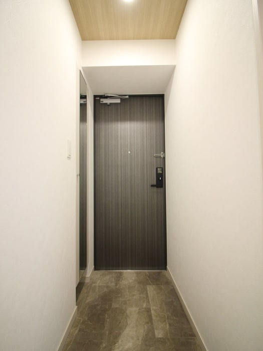 物件内観写真15　(玄関)