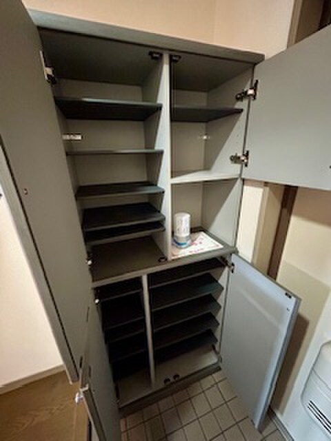 物件内観写真19　(靴箱)