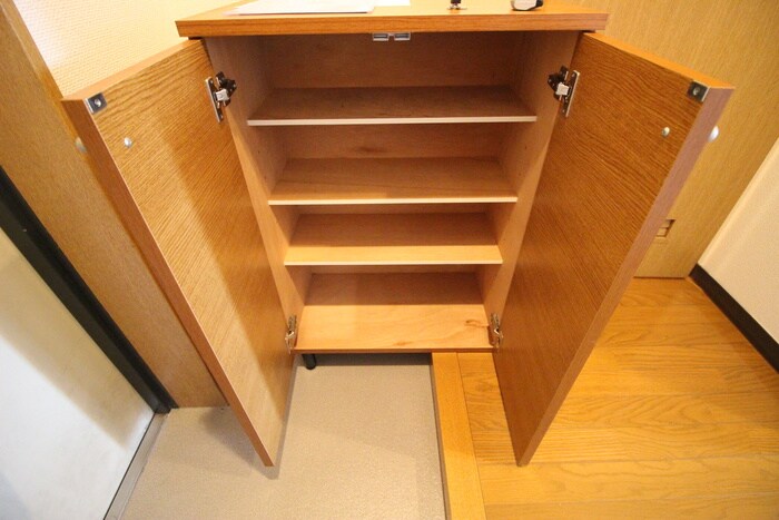 物件内観写真10　(靴箱)